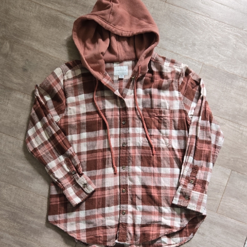 American Eagle Outfitters Brown and White Button Down Shirt